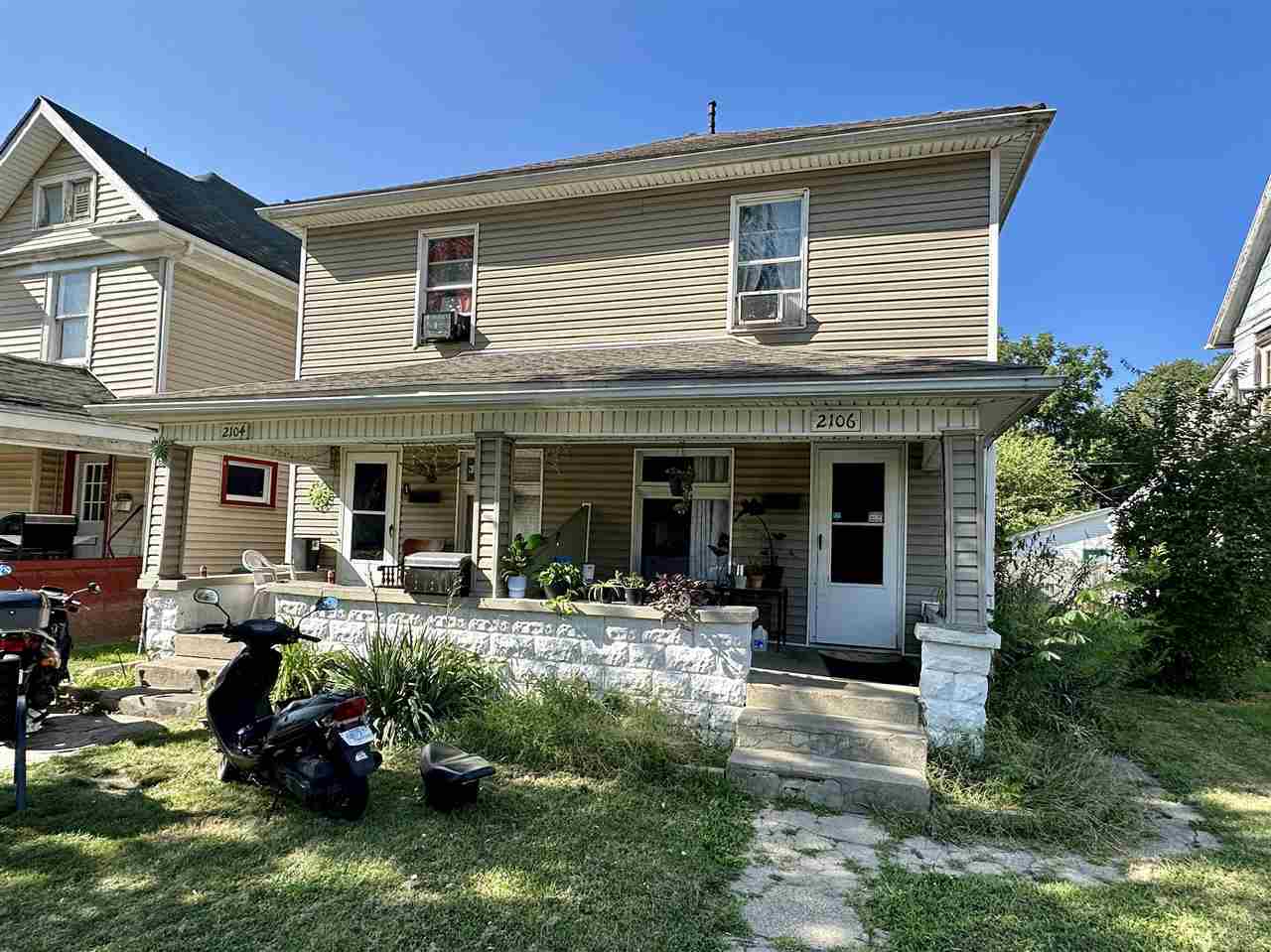Property Photo:  2104 Grand Boulevard  IN 47374 