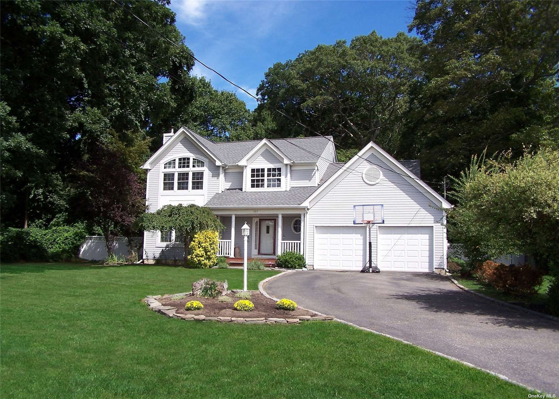 Property Photo:  267 Rocky Point Land Road  NY 11778 