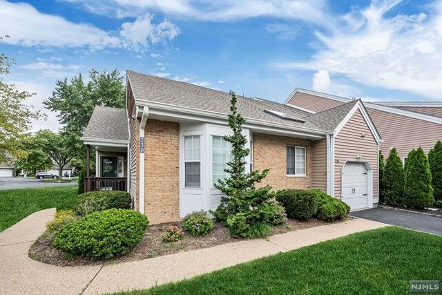 Property Photo:  230 Crescenzi Court  NJ 07052 