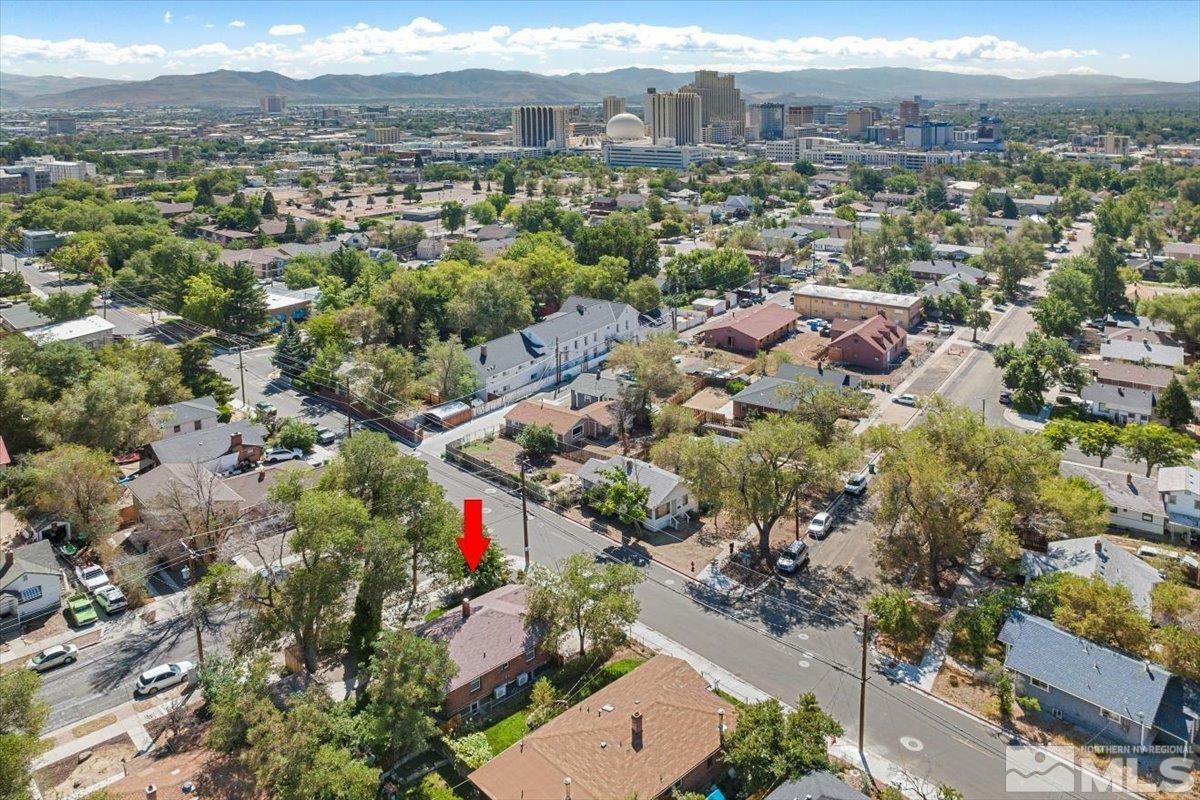 Property Photo: 609 W 11th St NV 89503-2821