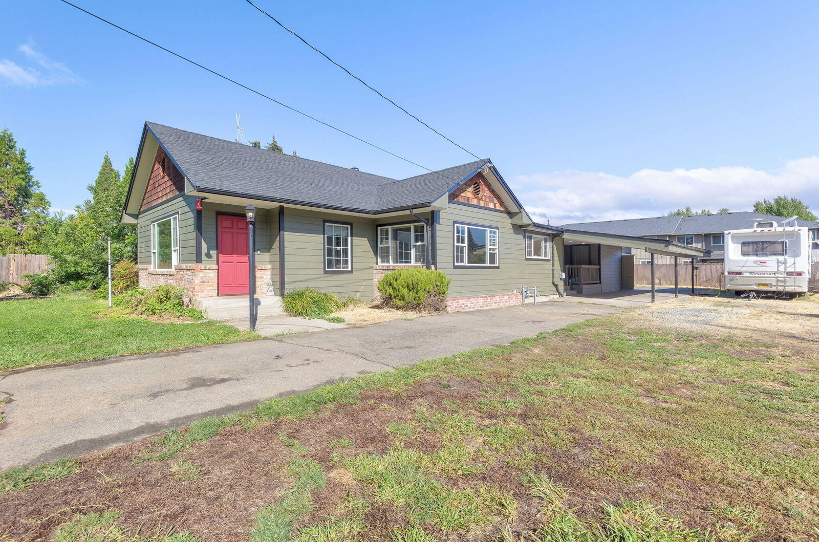 Property Photo:  1450 Fruitdale Drive  OR 97527 