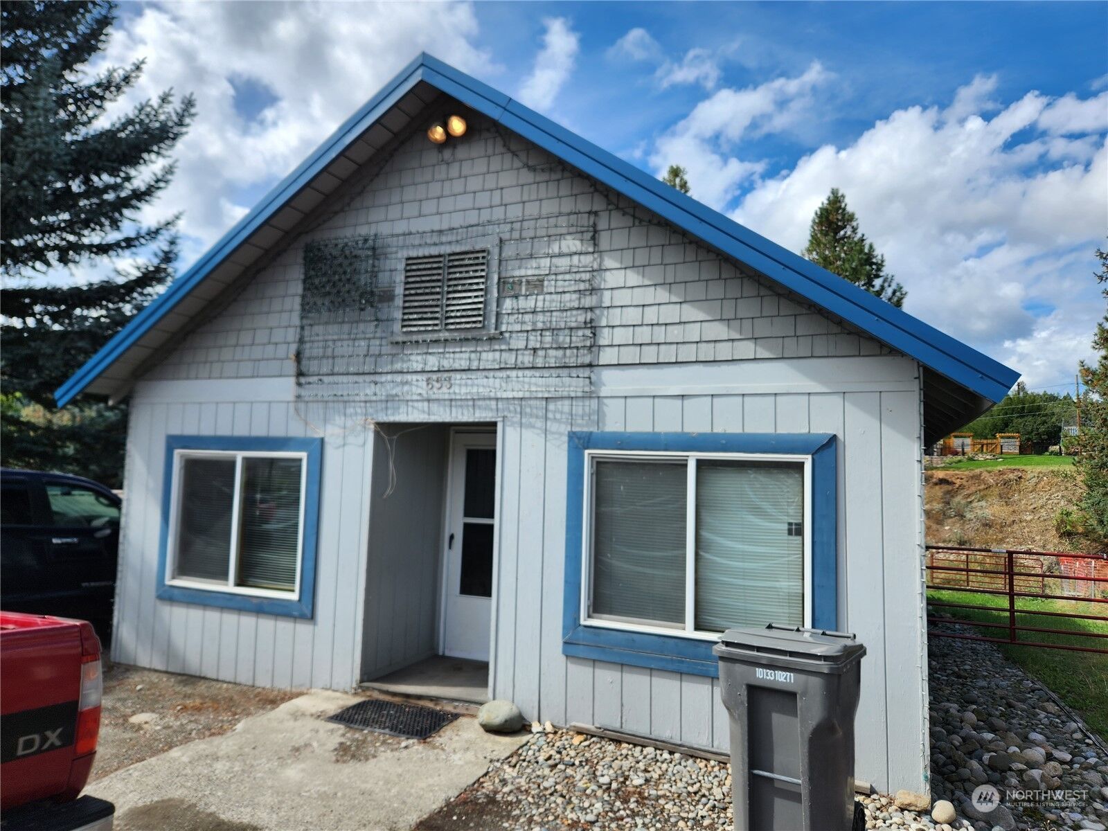 Property Photo:  653 637 S Kean  WA 99166 