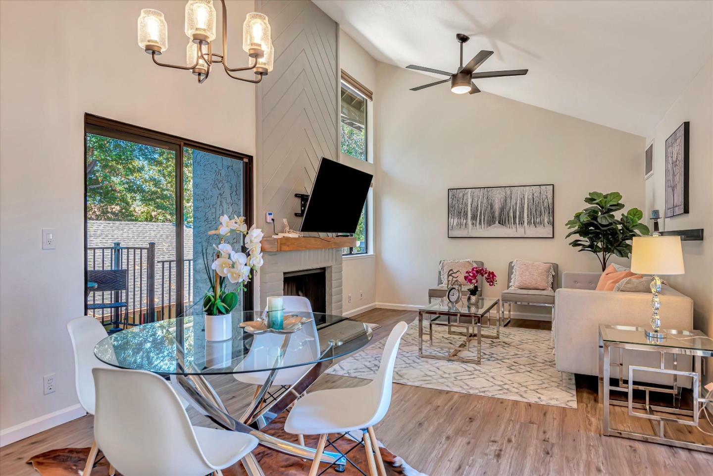 Property Photo: 2124 Canoas Garden Avenue 3 CA 95125