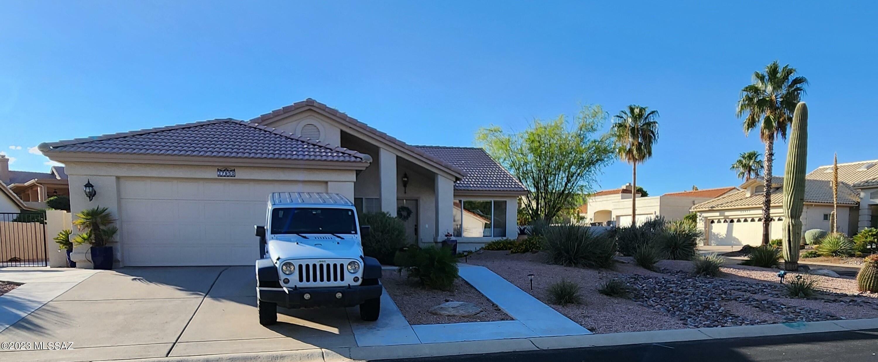 Property Photo:  37950 S Birdie Drive  AZ 85739 