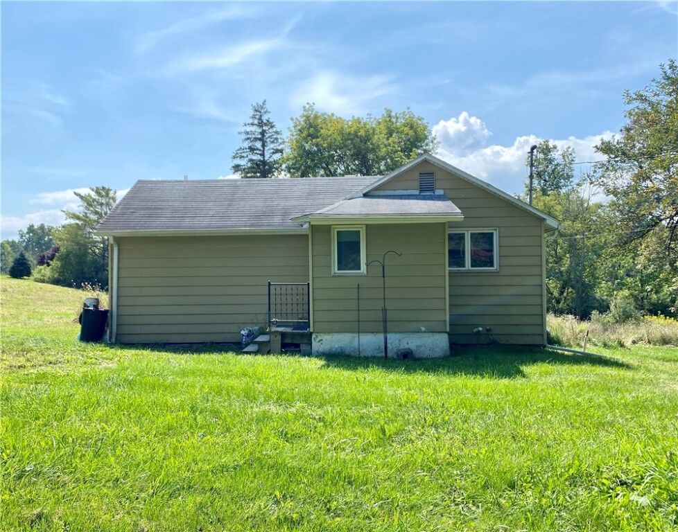 Property Photo:  119 W King Road  NY 14850 
