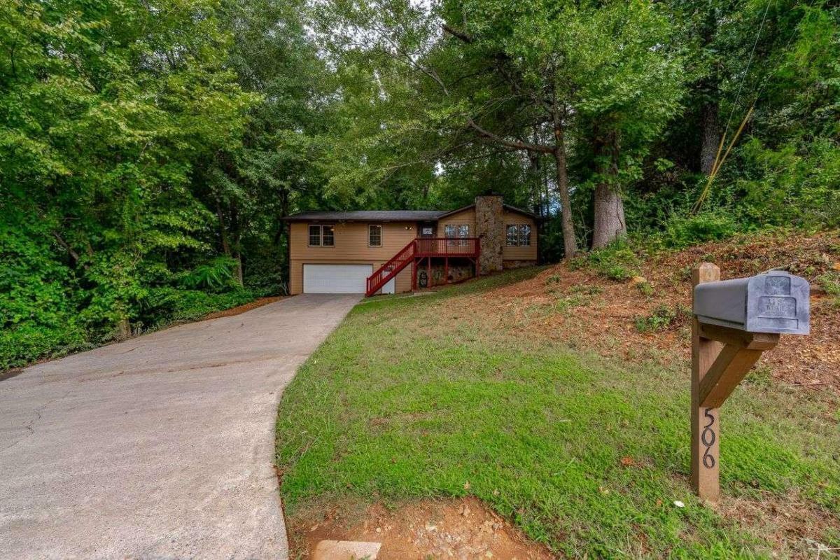 506 Barbara Court  Woodstock GA 30188 photo