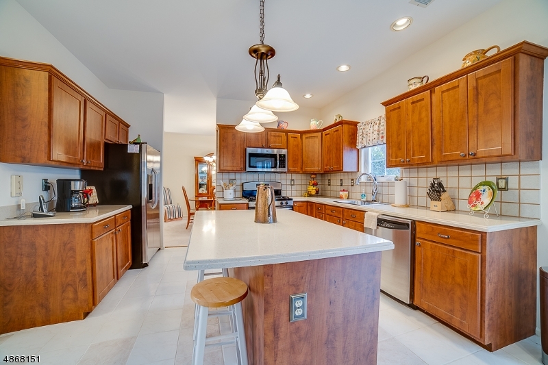 Property Photo: 11 Rolling Hills Dr NJ 08873
