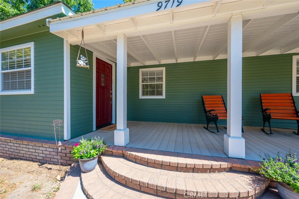 Property Photo: 9719 Margarita Avenue CA 93453