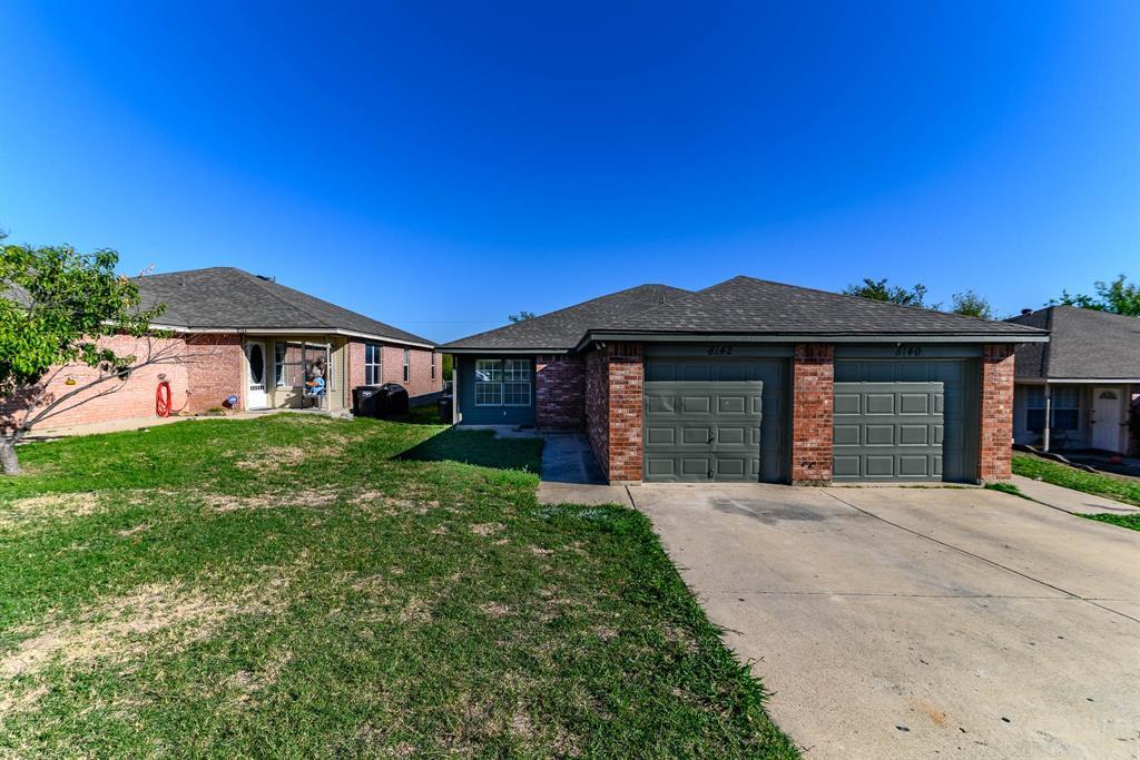 Property Photo: 8142 Marydean Avenue TX 76116