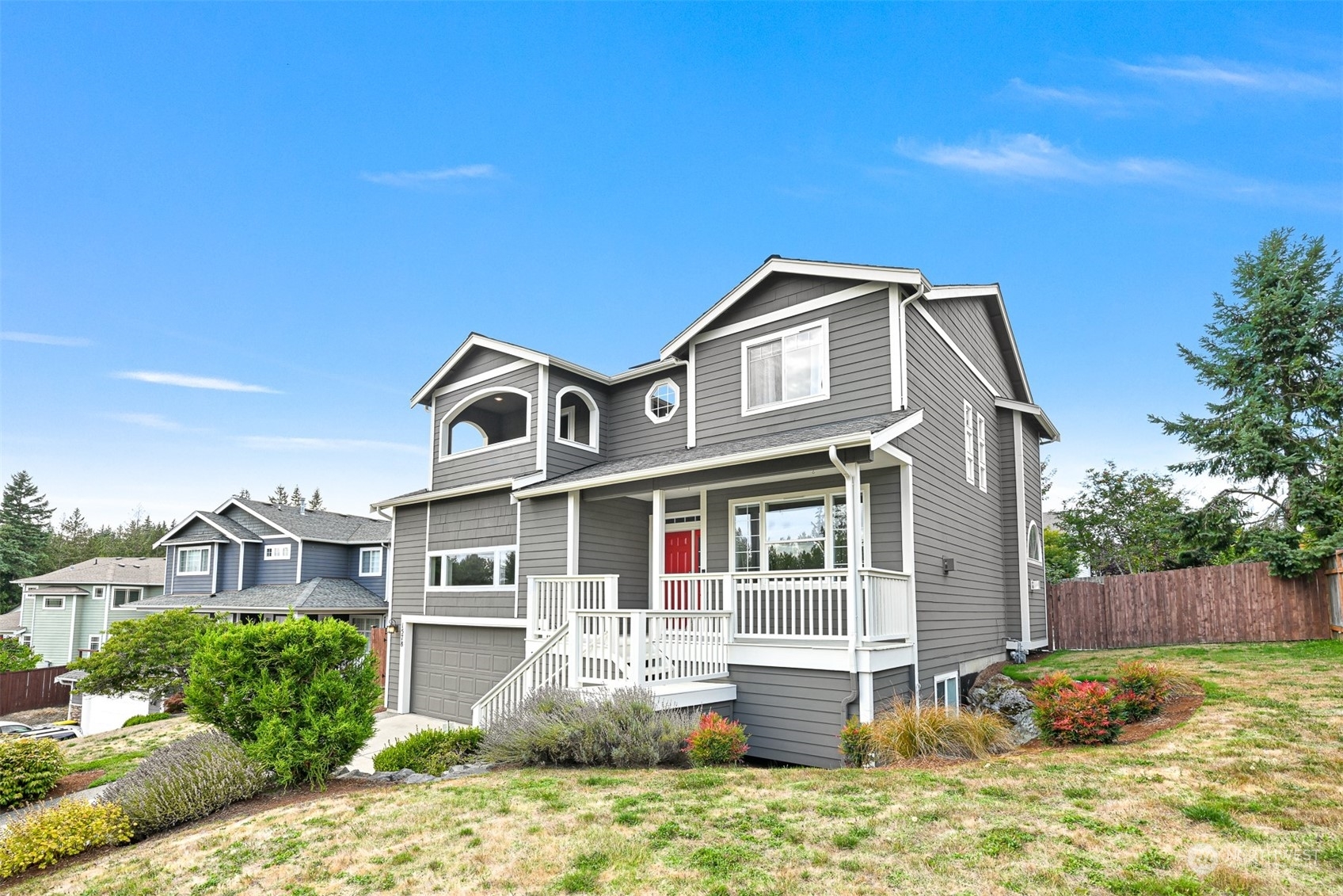 Property Photo: 1578 Kingswood Court WA 98226