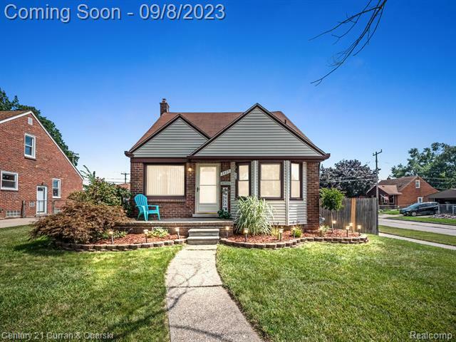 Property Photo: 2429 Washington Avenue MI 48146