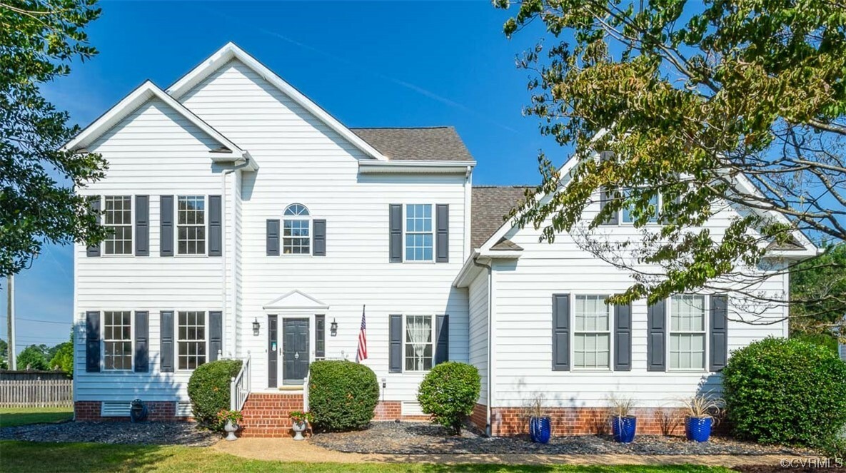 Property Photo: 8935 Kings Charter Drive VA 23116