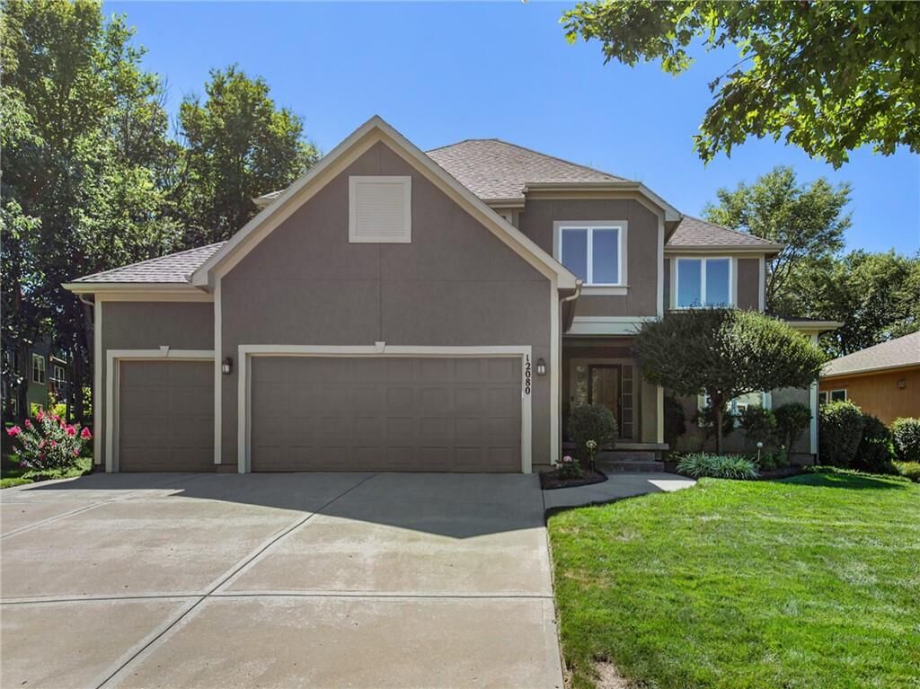 Property Photo:  12080 S Sunray Drive  KS 66061 