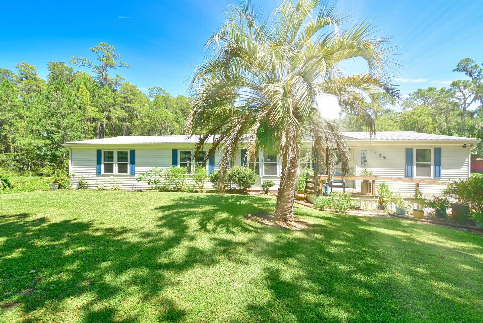 Property Photo:  106 Eagle Nest Ct  FL 32131 