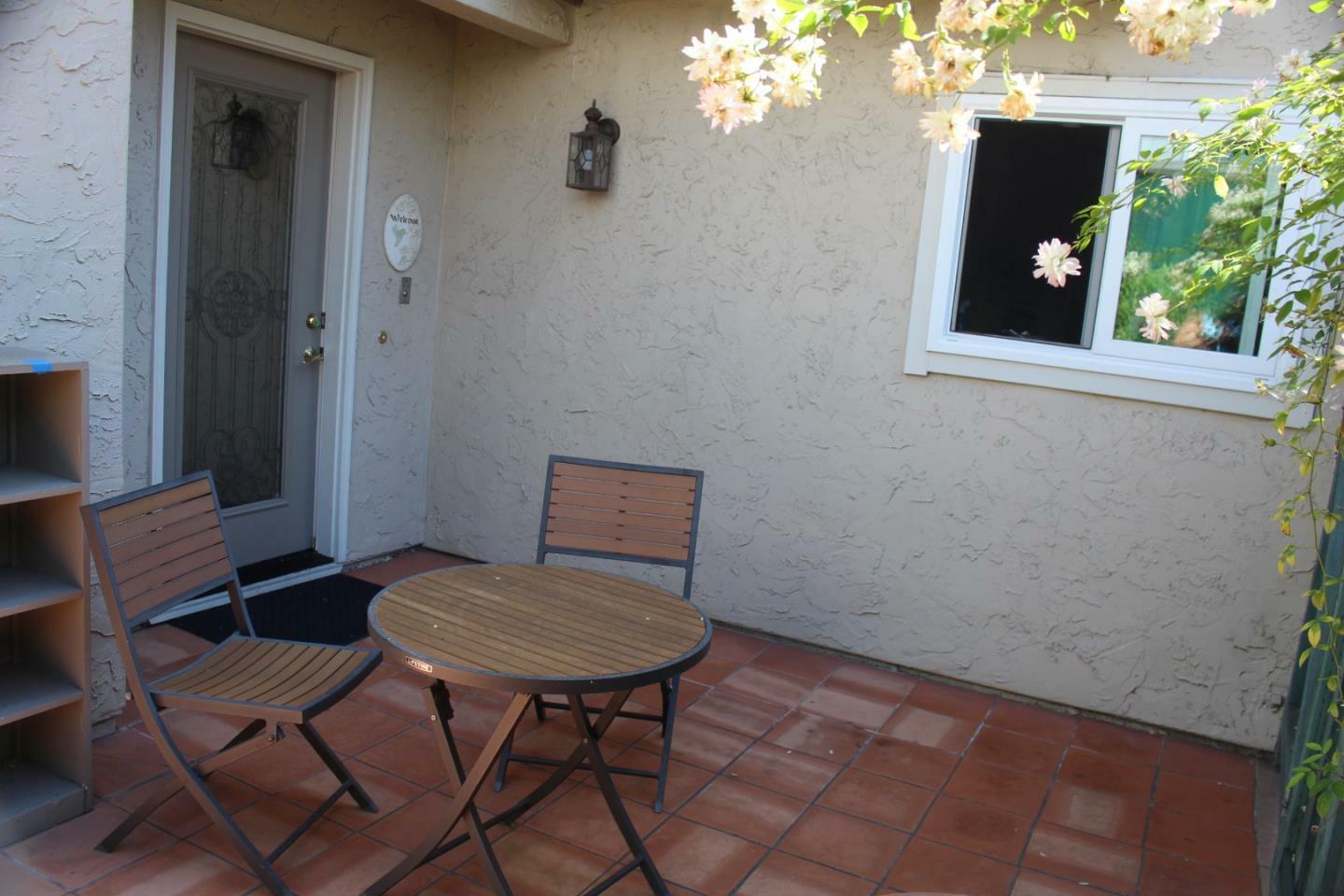 125 Mission Drive  East Palo Alto CA 94303 photo