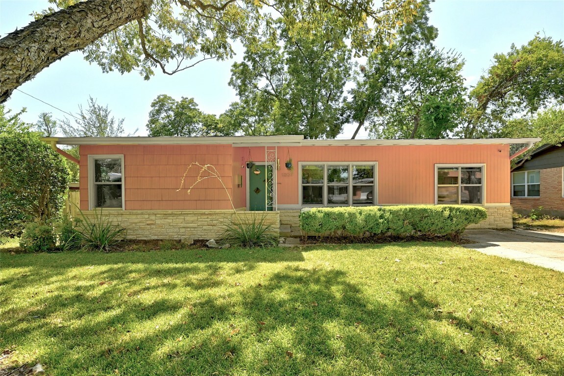 Property Photo:  1207 Larkwood Drive  TX 78723 