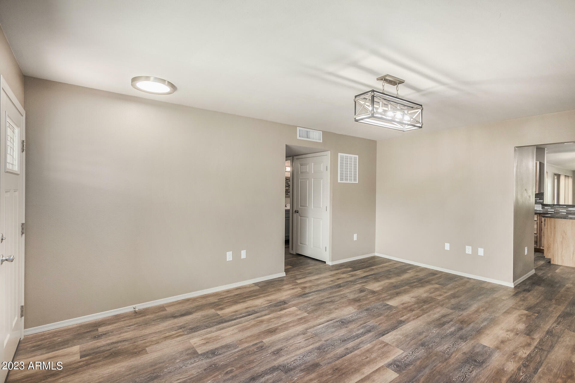 Property Photo: 16621 N Lakeforest Drive AZ 85351