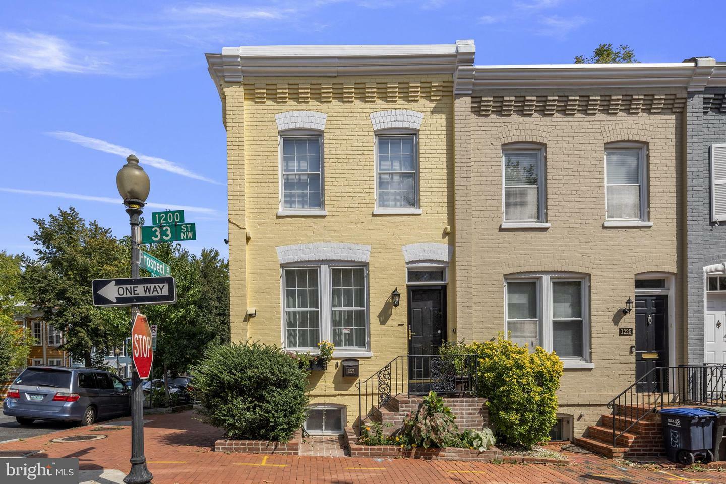 Property Photo: 1227 33rd Street NW DC 20007