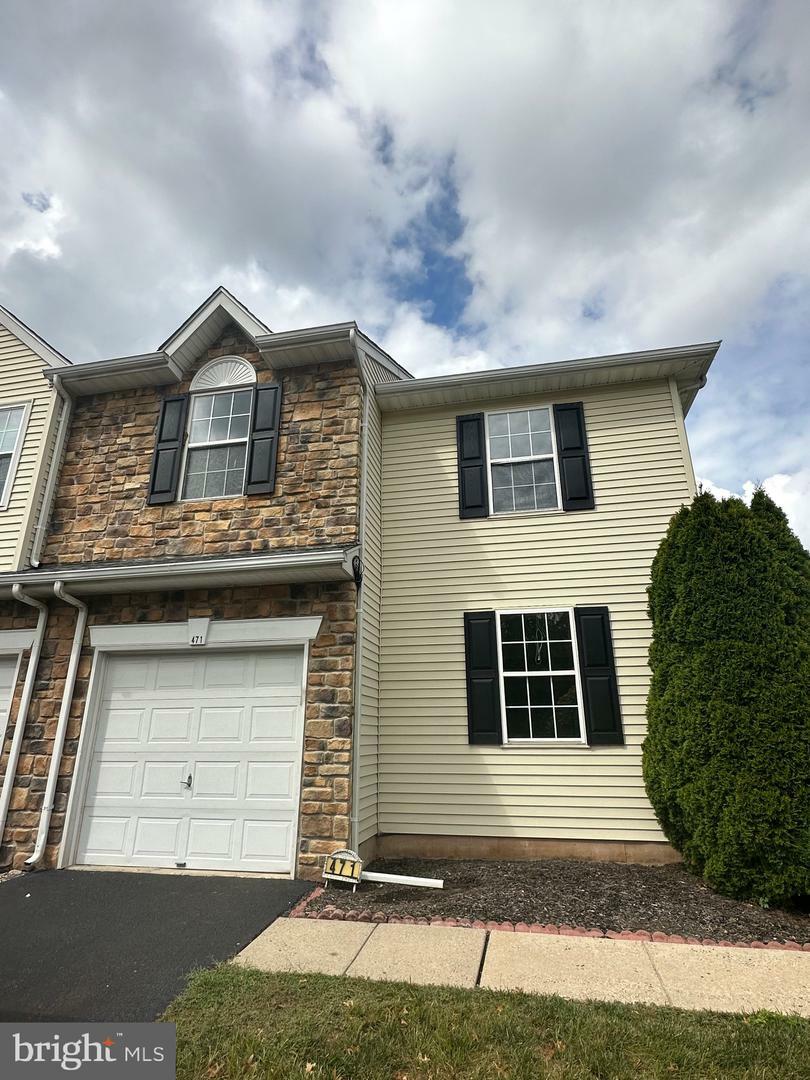 Property Photo: 471 Glenn Rose Circle PA 19406