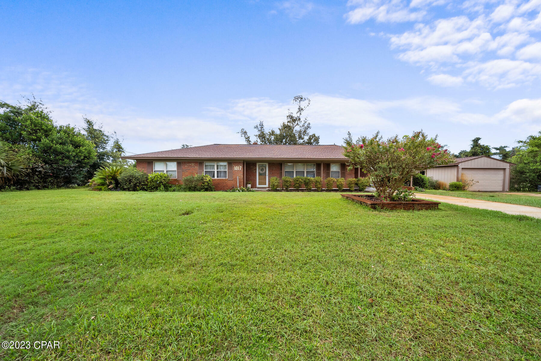 Property Photo:  1017 Illinois Avenue  FL 32444 