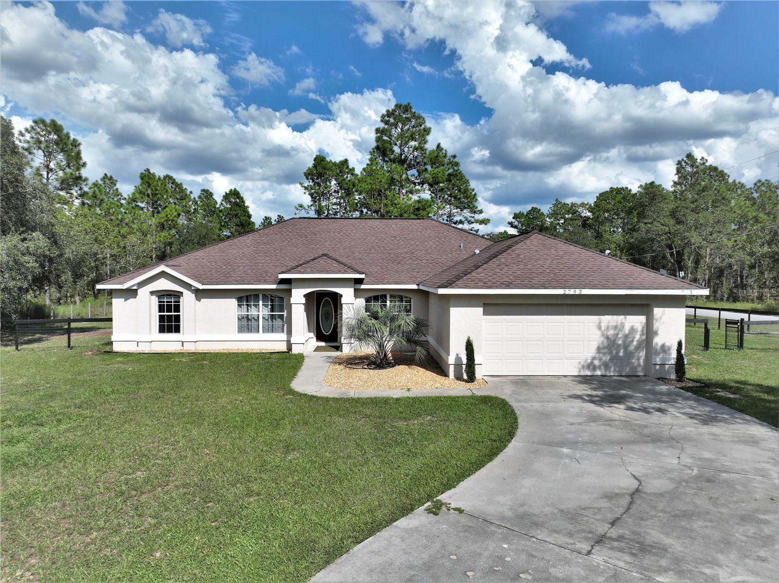 Property Photo:  2793 NW Holly Road  FL 34431 