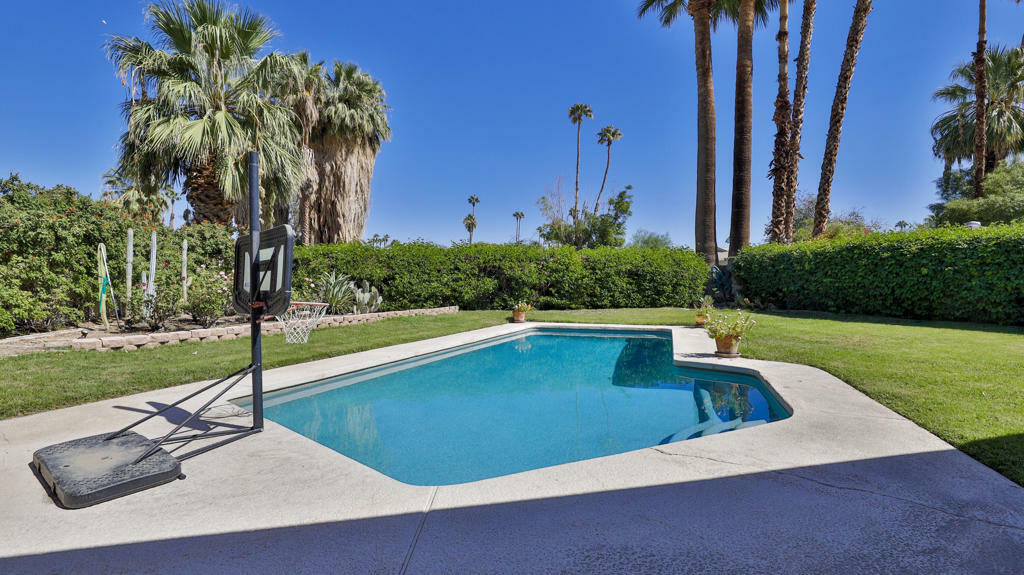 Property Photo: 74216 Myrsine Avenue CA 92260