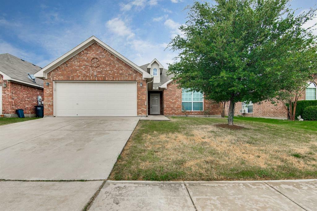 Property Photo:  4560 Wheatland Drive  TX 76179 