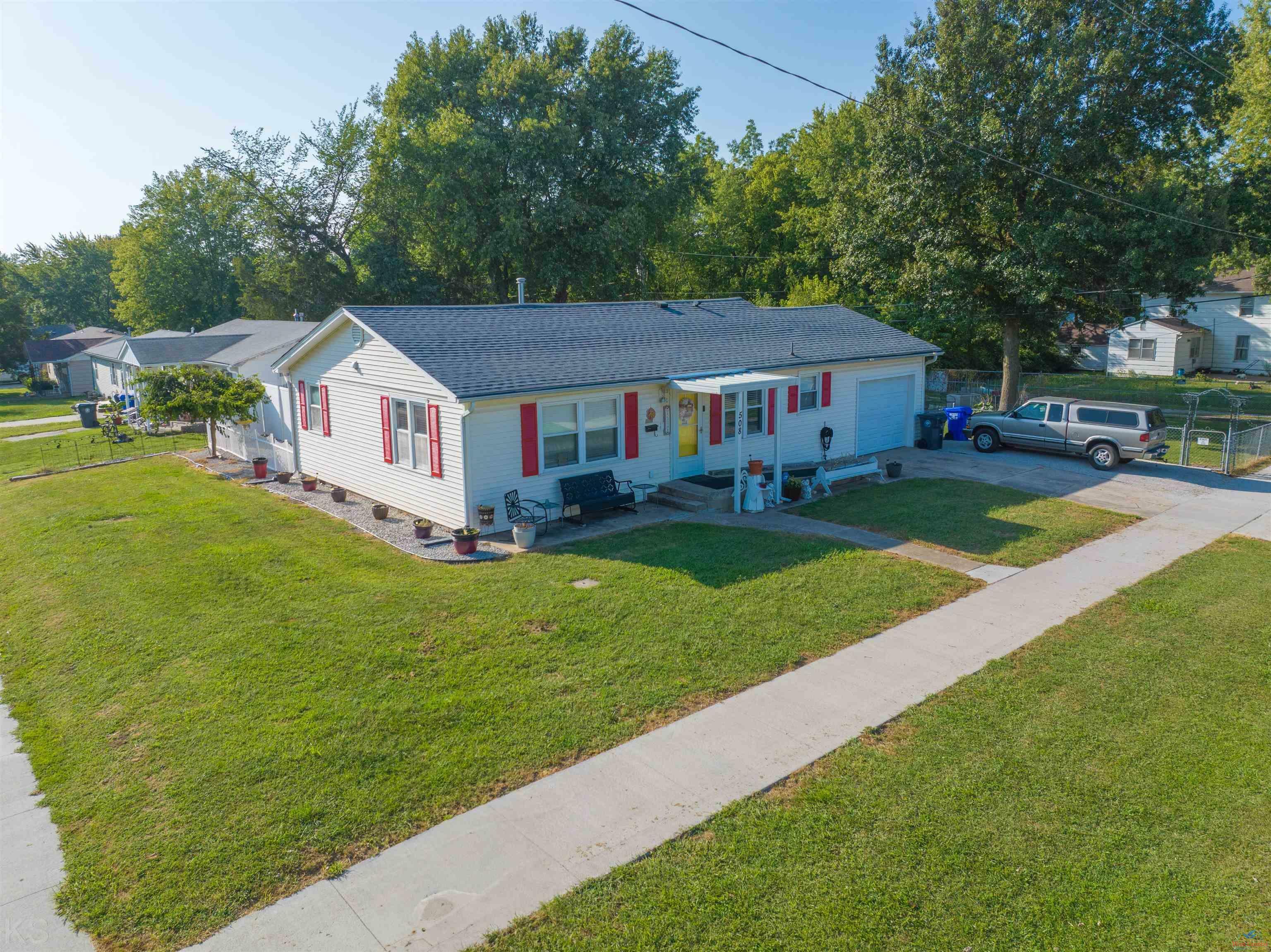 Property Photo:  508 S New York Ave  MO 65301 