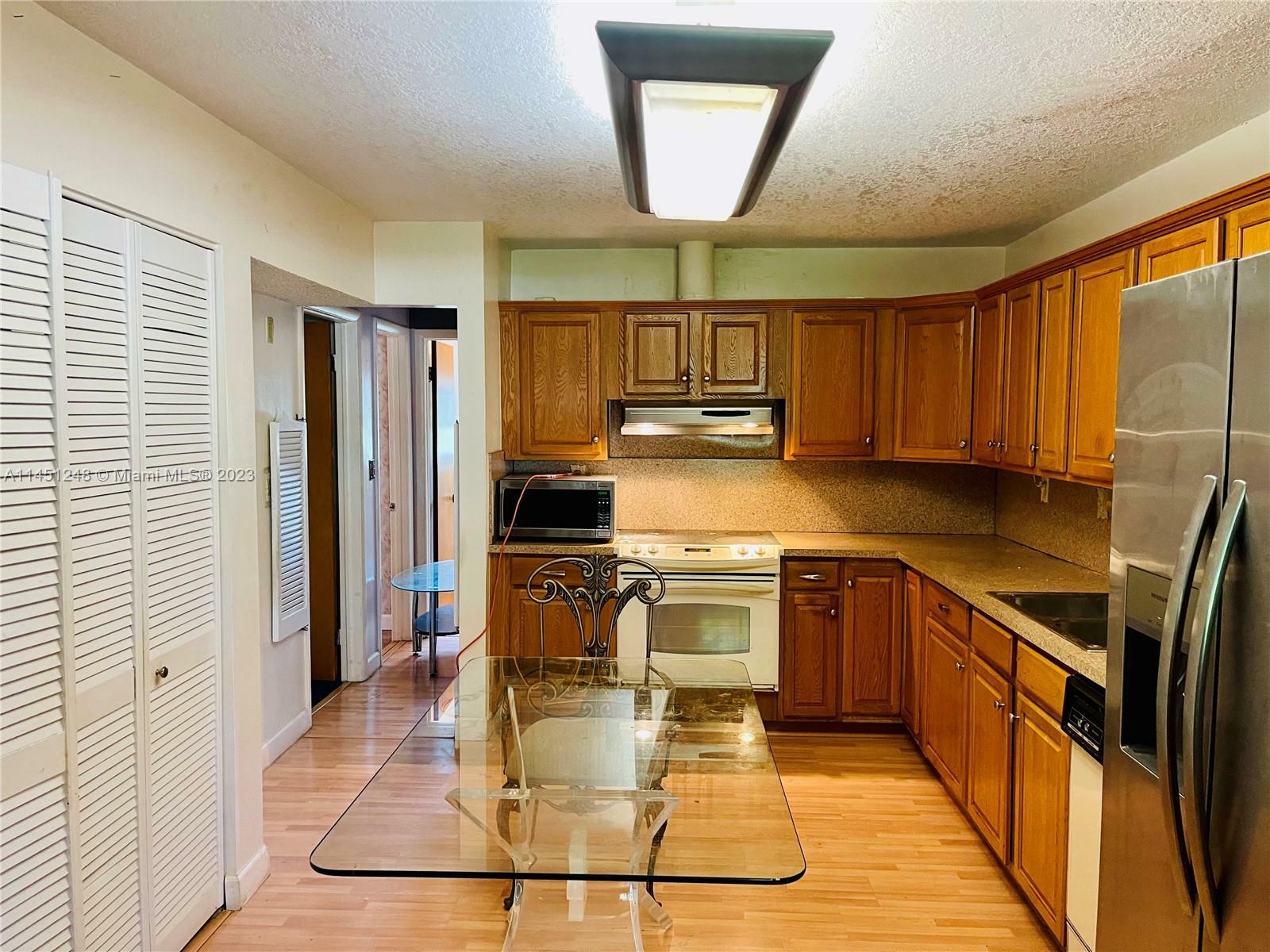 Property Photo:  6800 SW 10th Ct  FL 33023 