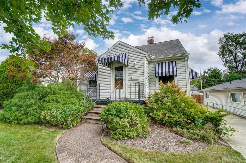 Property Photo: 2824 Ferncliff Avenue OH 45420