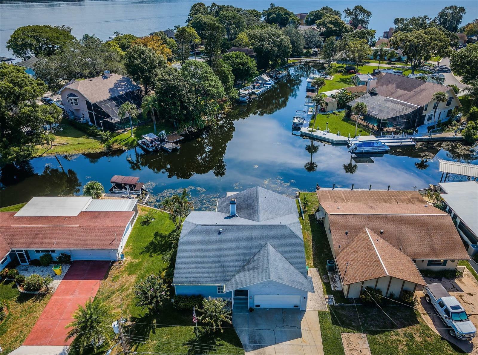 Property Photo: 186 E Canal Drive FL 34684