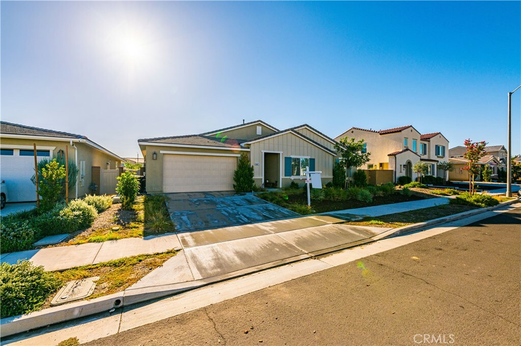 Property Photo: 30071 Merrick Lane CA 92584
