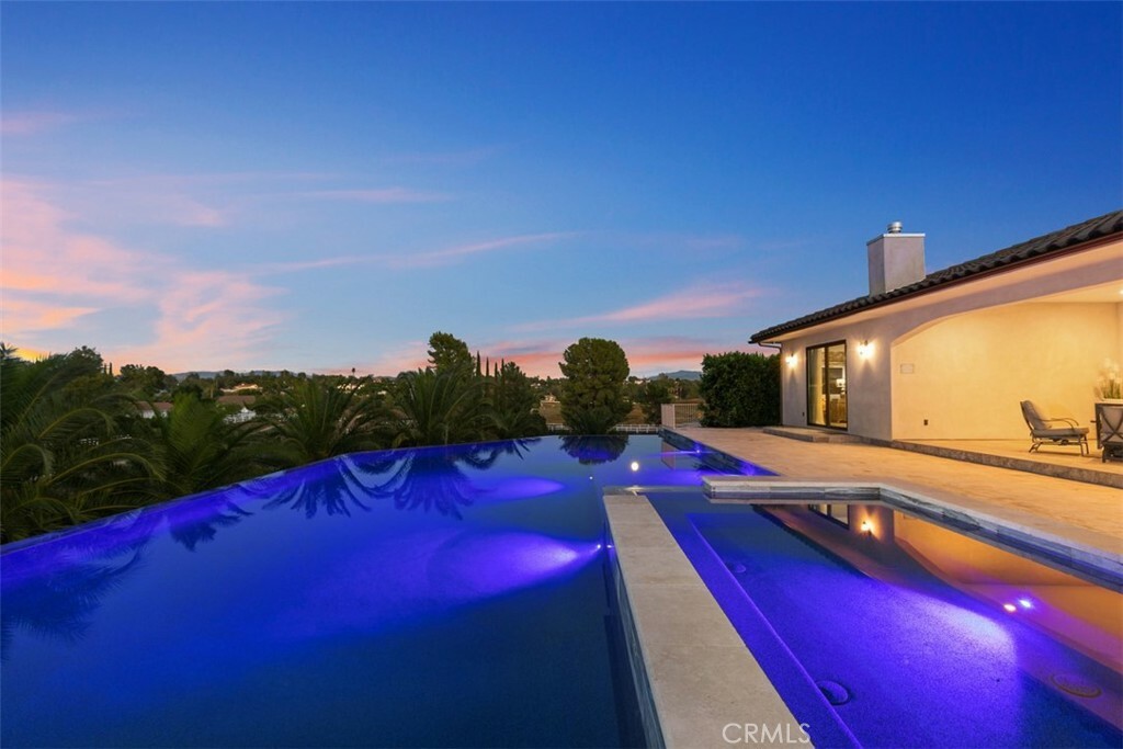 Property Photo: 30164 Via Norte CA 92591