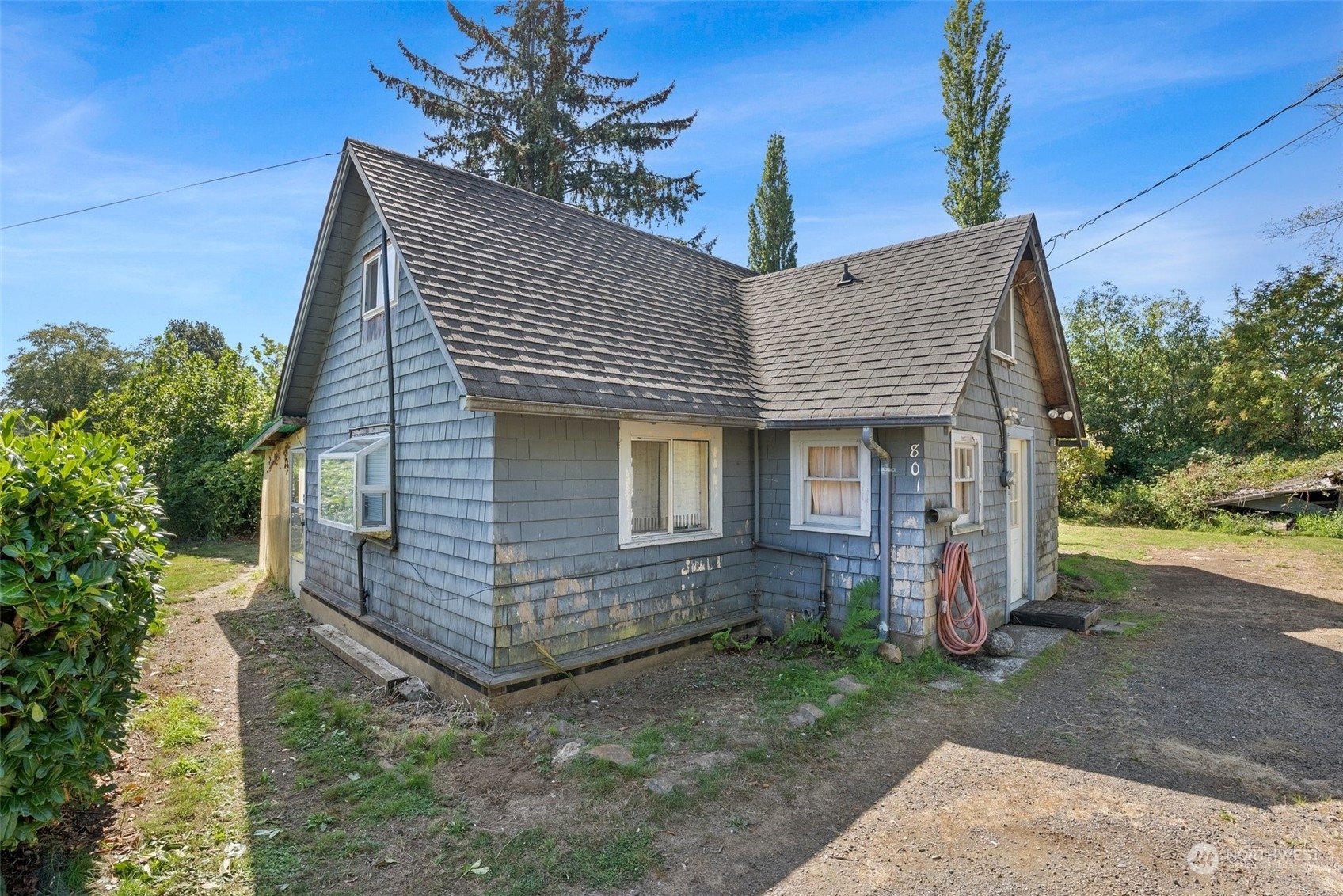 Property Photo:  801 S Evans  WA 98520 