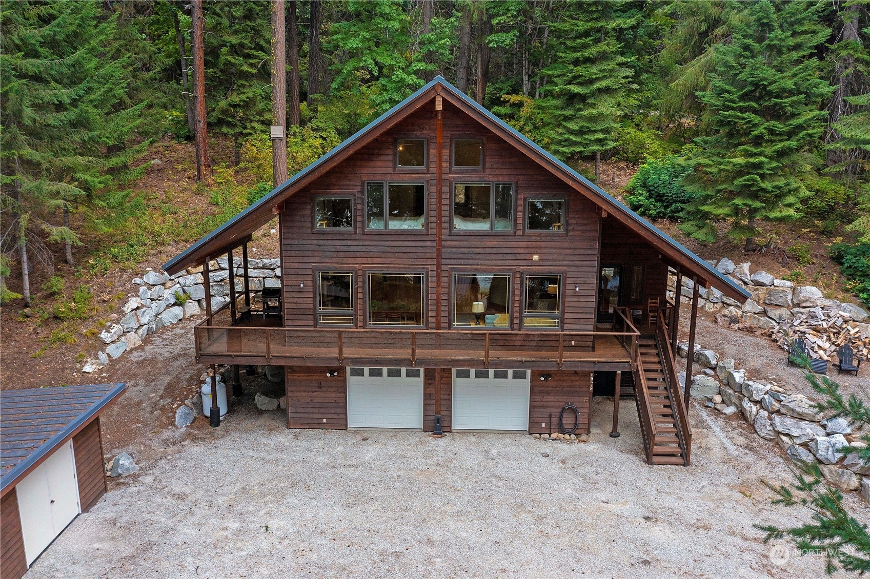 Property Photo: 17910 N Shore Drive WA 98826