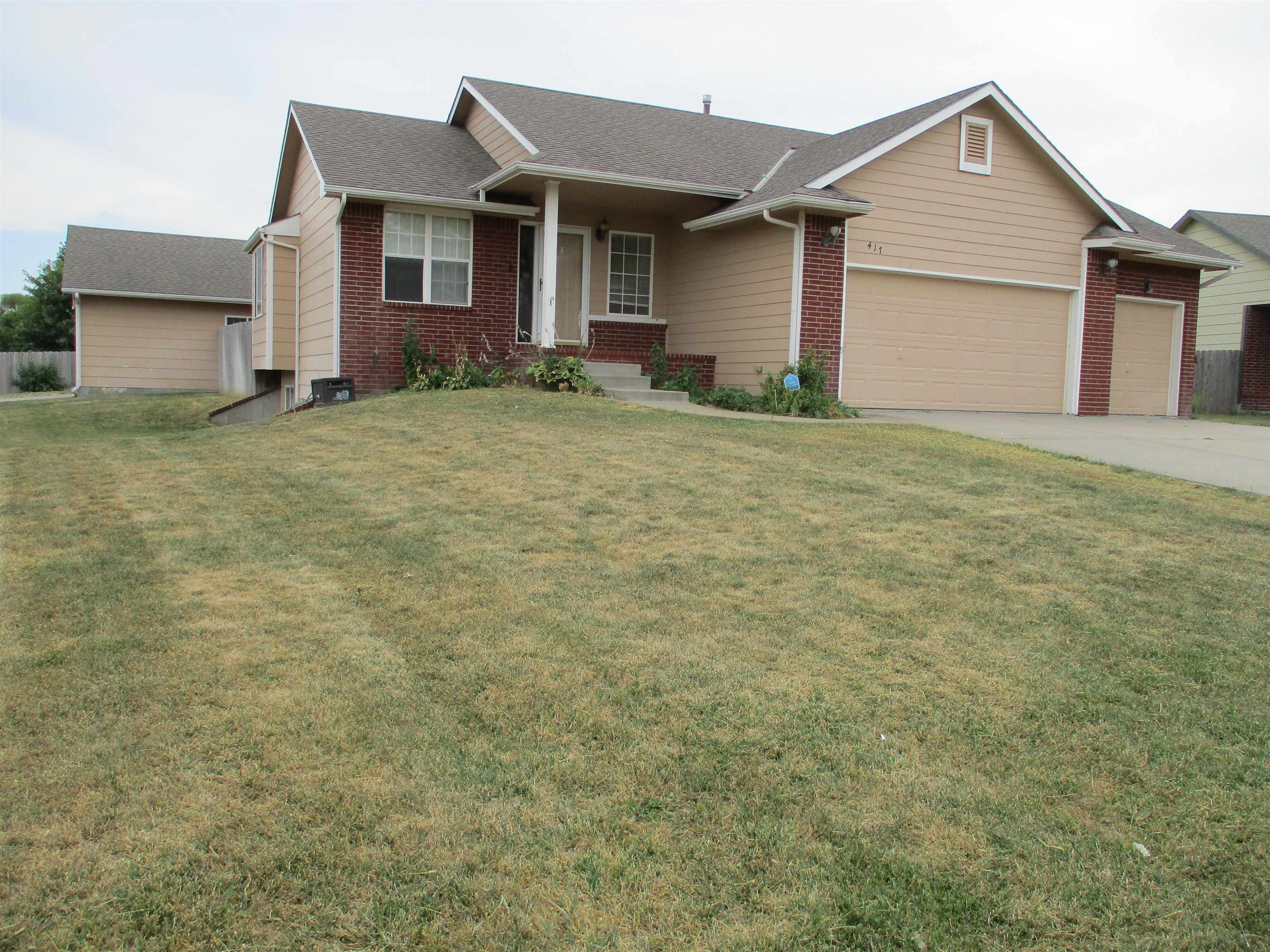 Property Photo:  417 E Yeager St  KS 67133 