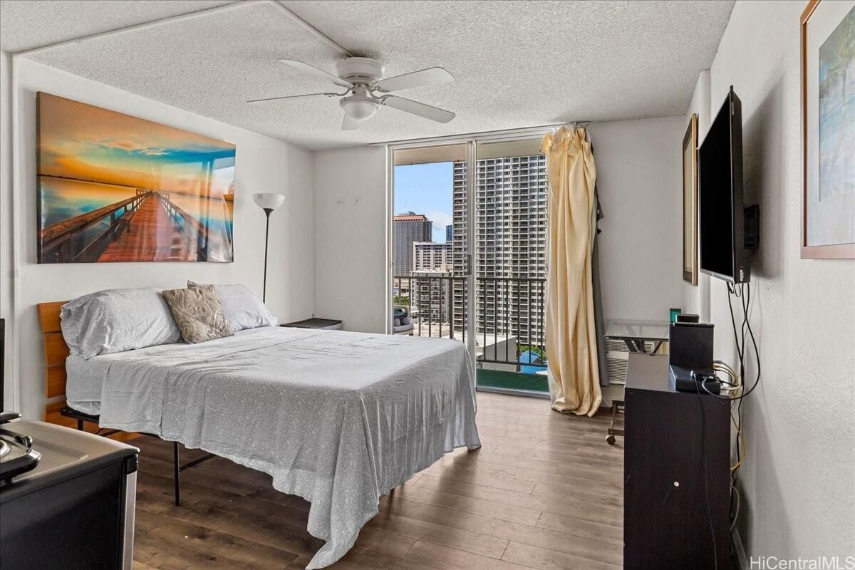 Property Photo:  1920 Ala Moana Boulevard 1814  HI 96815 