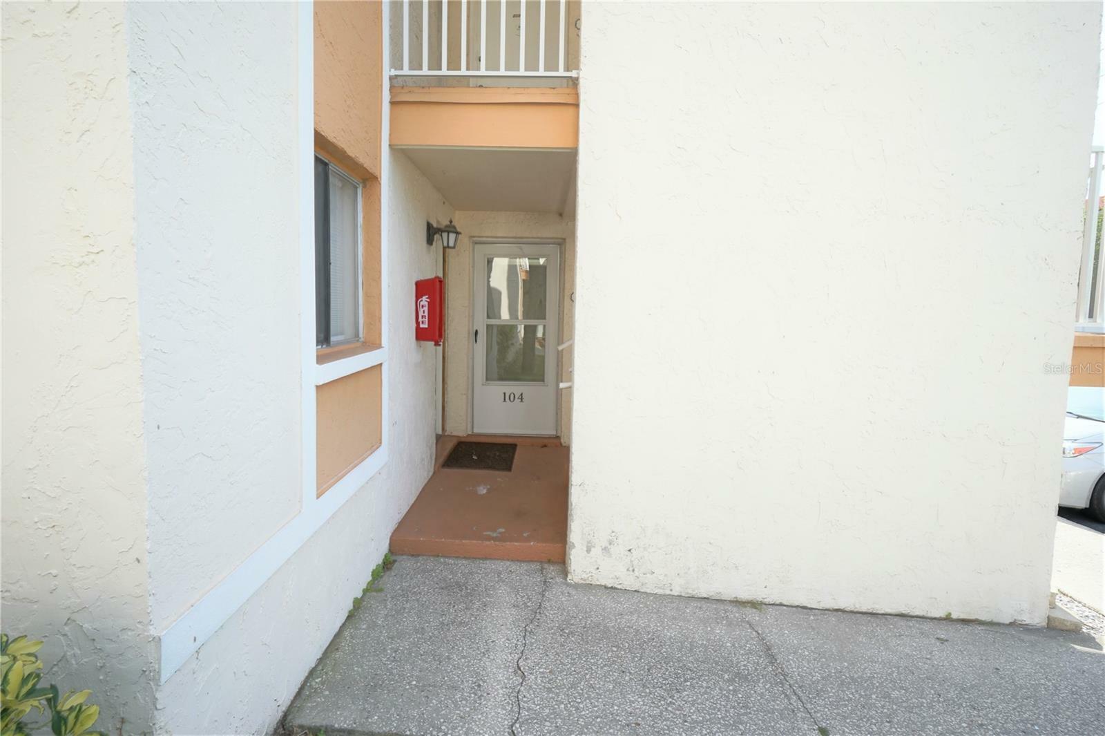 Property Photo:  504 100th Avenue N 104  FL 33702 