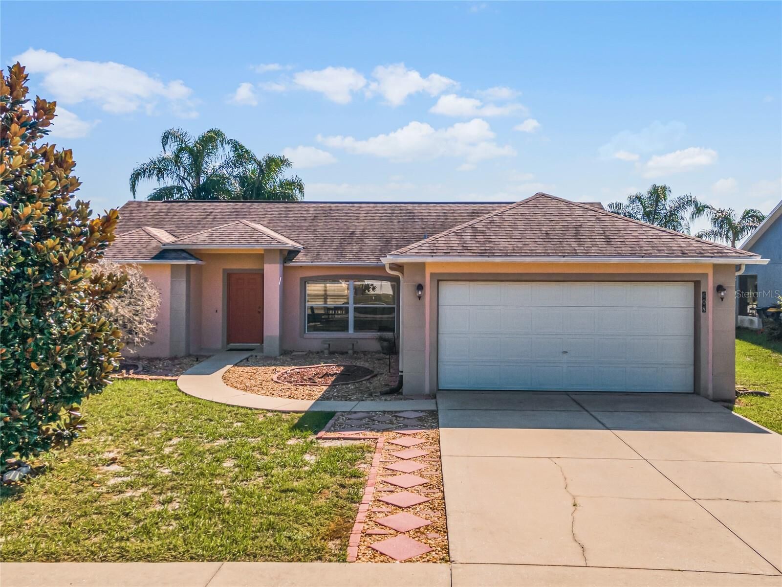 Property Photo: 608 La Costa Street FL 34715