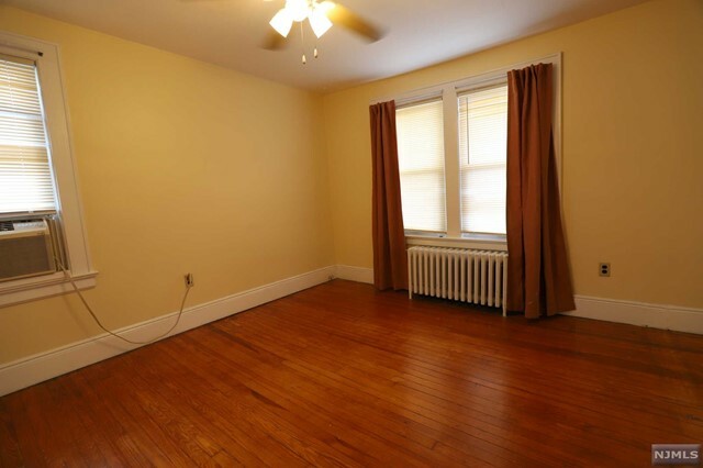 Property Photo:  646 Teneyck Avenue  NJ 07071 