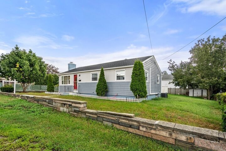 Property Photo: 83 Sherwood St RI 02908