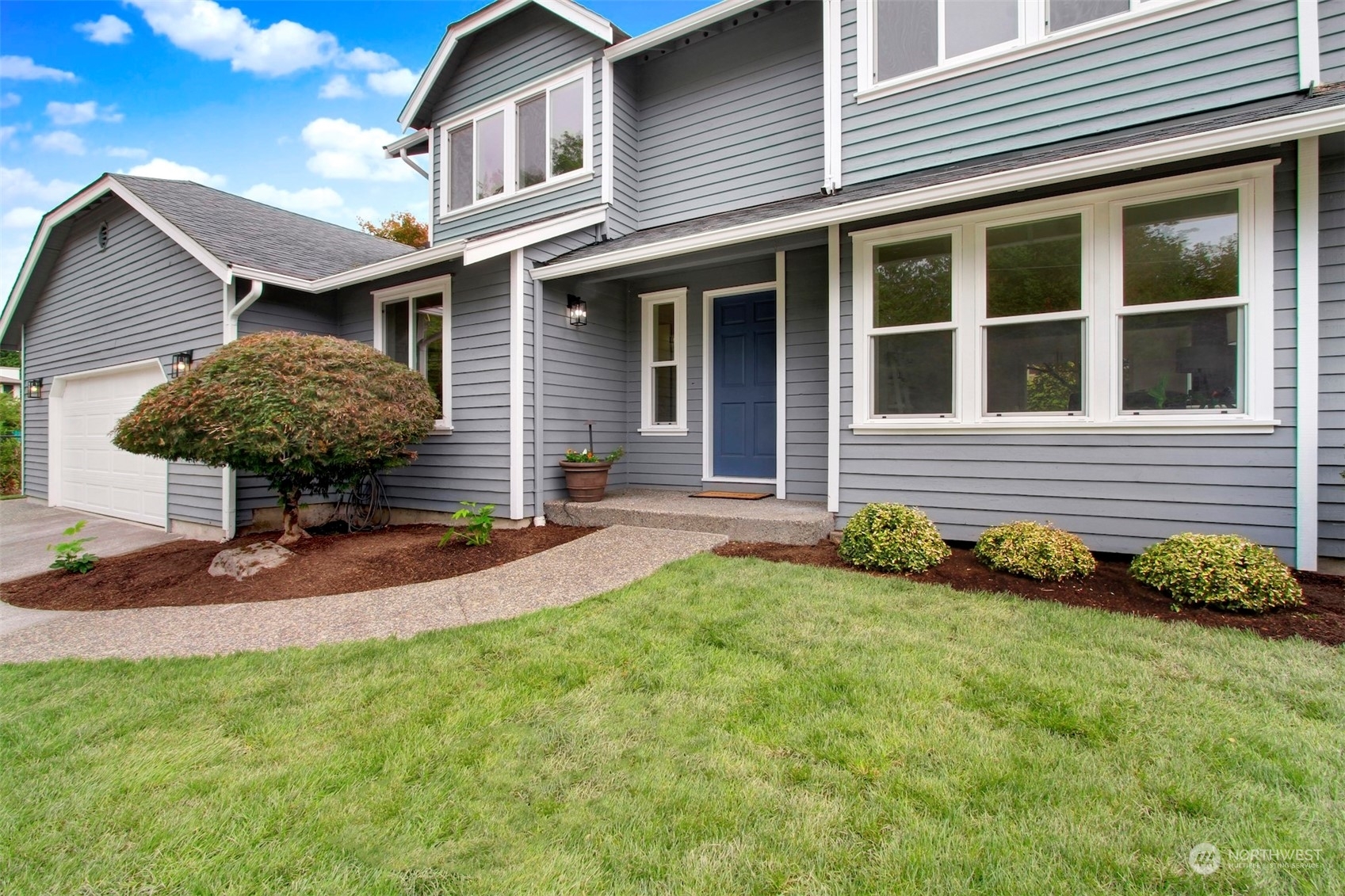 Property Photo: 4826 242nd Avenue SE WA 98029