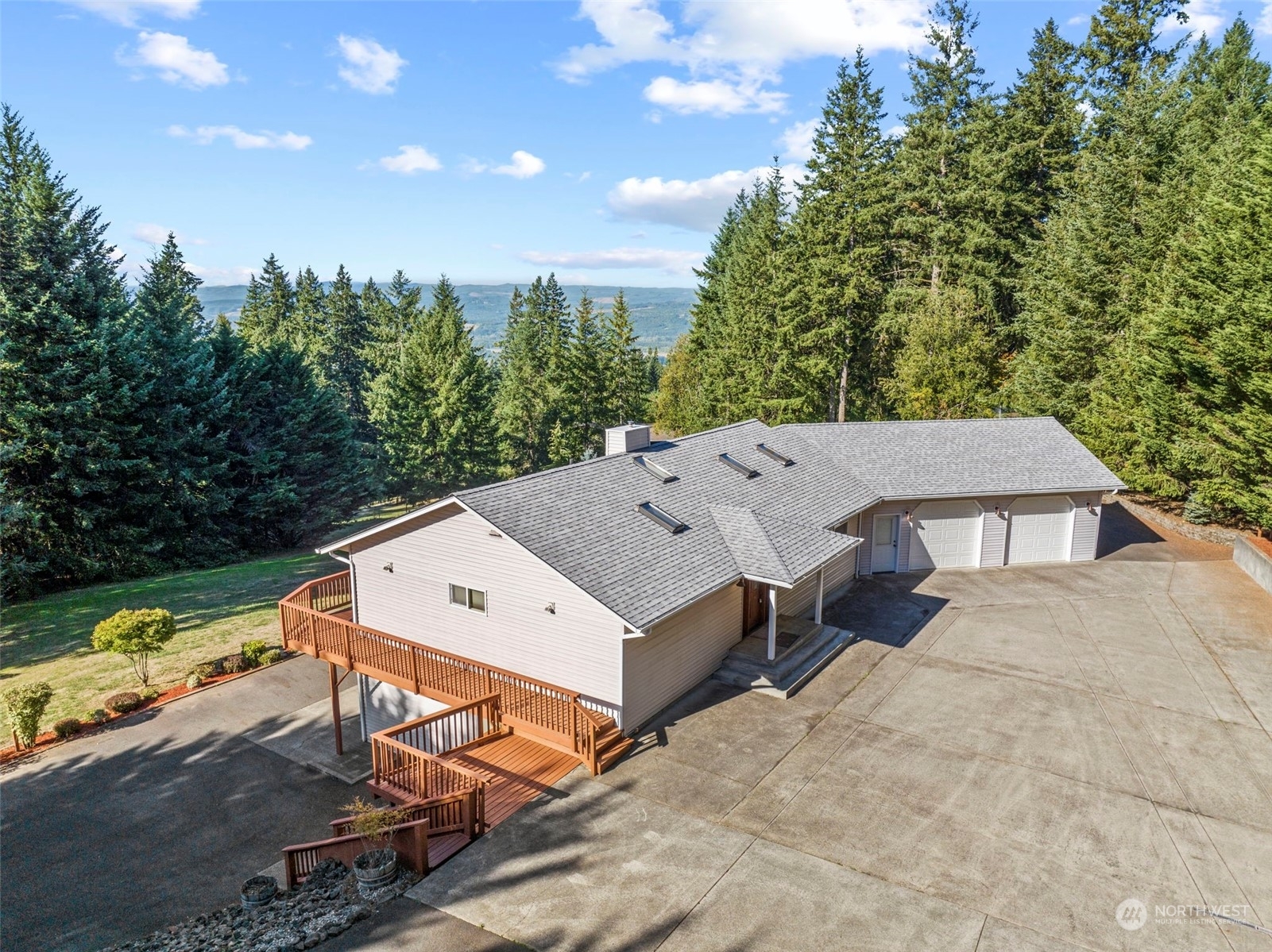 Property Photo:  2585 Green Mountain Road  WA 98625 