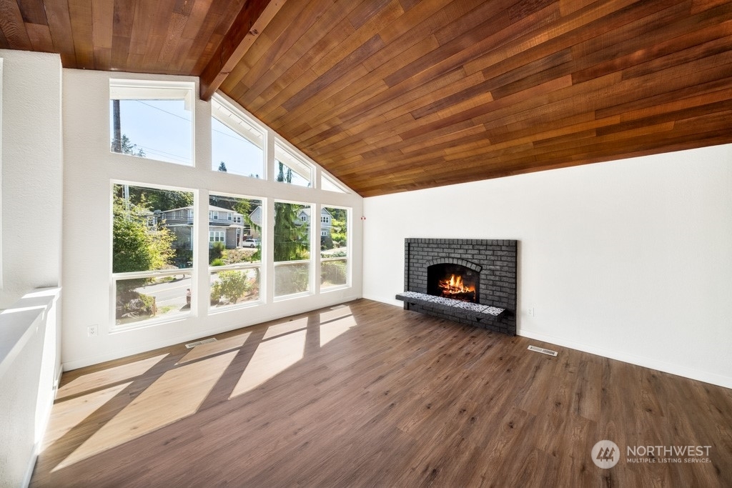 Property Photo: 19643 Talbot Road S WA 98055