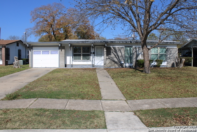 Property Photo: 4911 Bayhead Dr TX 78220