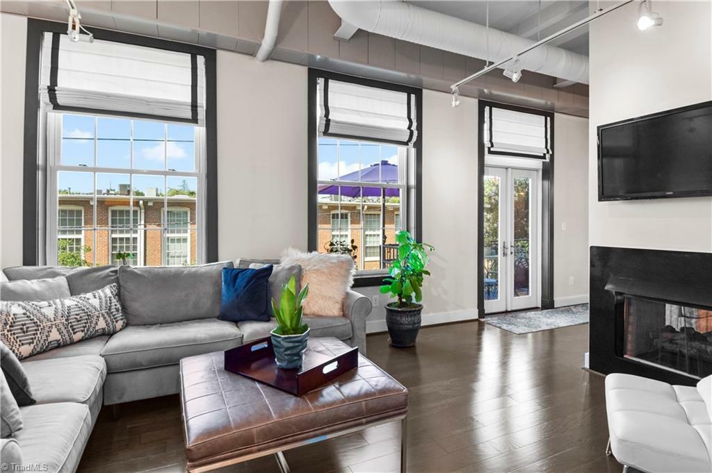 Property Photo: 411 S Marshall Street 107 NC 27101
