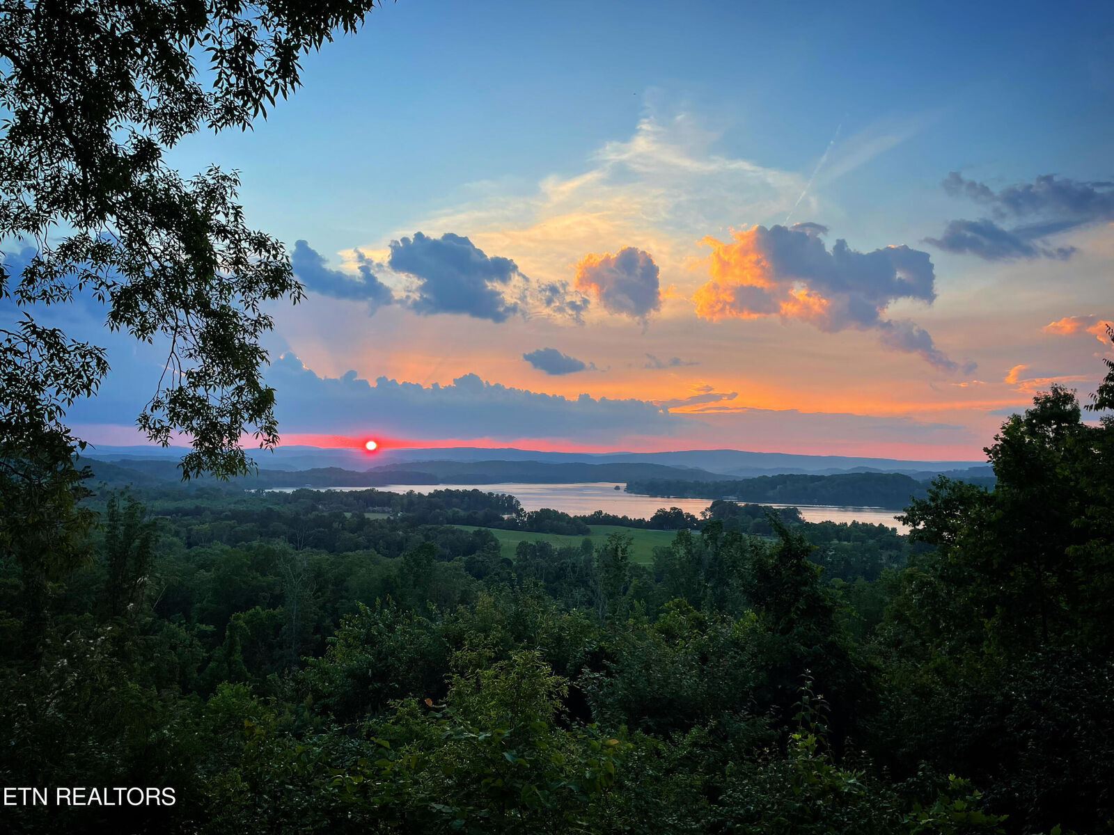 Property Photo:  2547 River Rd  TN 37763 