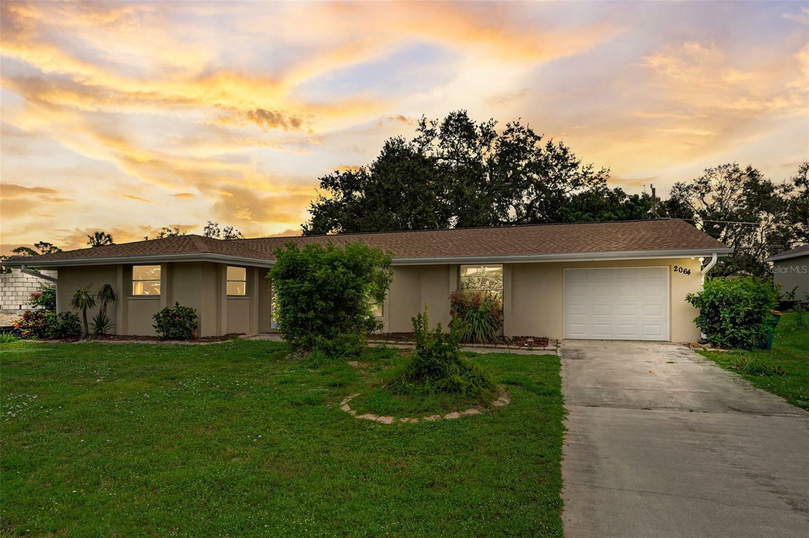 Property Photo:  2064 Ellery Street  FL 33952 