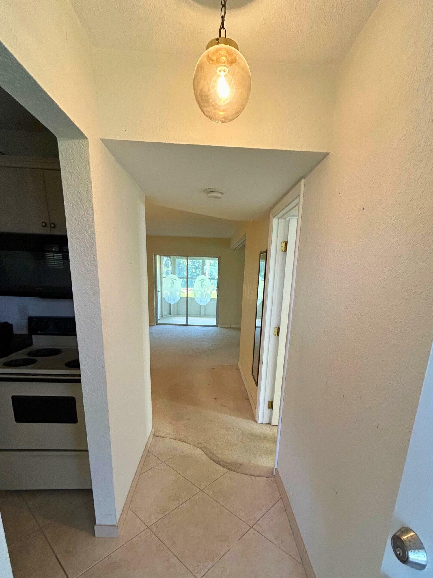 Property Photo:  2669 S Garden Drive 102  FL 33461 