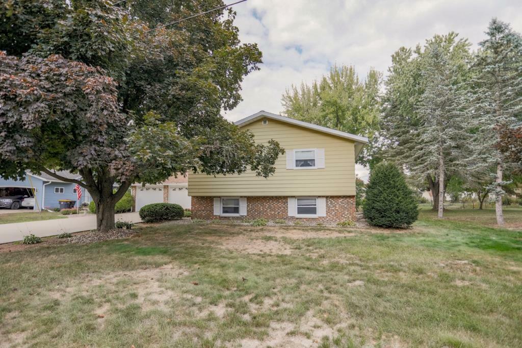 Property Photo:  4802 Augustine Avenue  WI 54476 